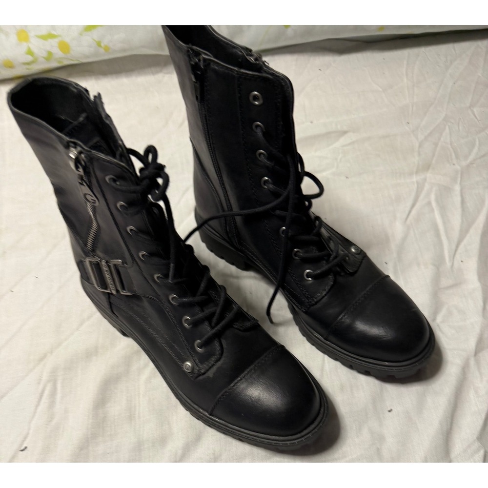 G by GUESS Women Black Combat Boots Lace Up Side Zip Lug Sole Cap Toe Size 8.5M